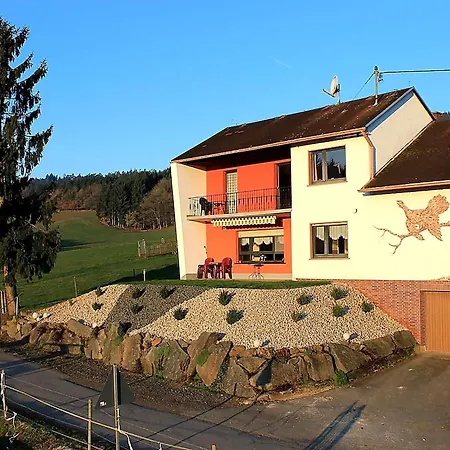 In Gerolstein-muellenborn * Roth (Vulkaneifel)